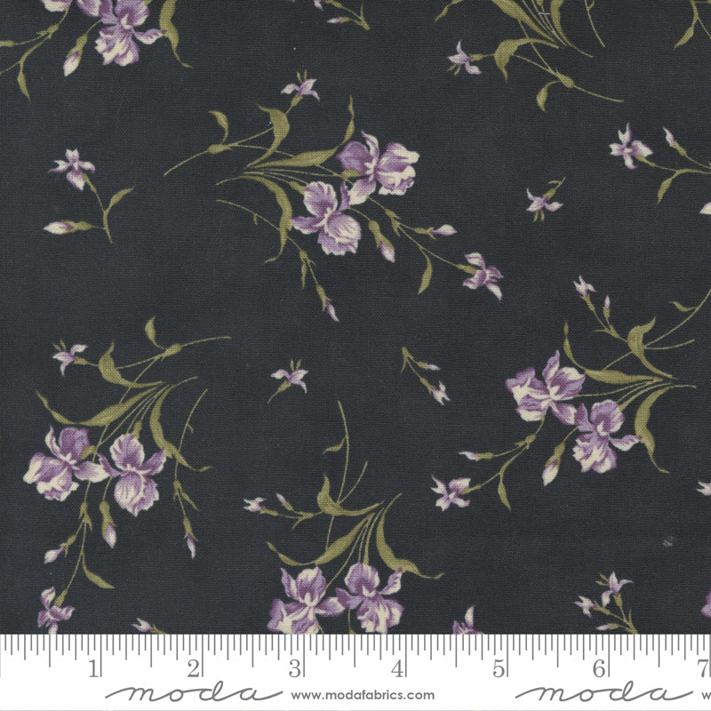 Iris and Ivy Ebony Med Flower
