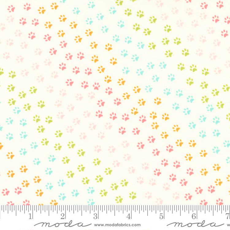 Here Kitty Kitty Cream 20835 11 Moda #1