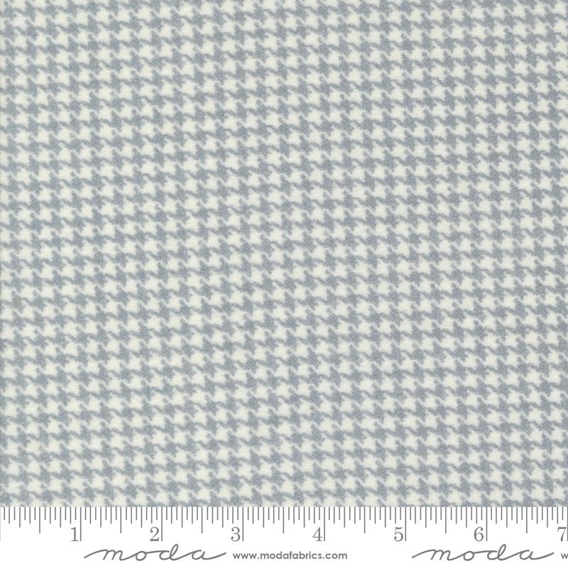 Farmhouse Flan III Pewter 49276 14F Sm Houndstooth