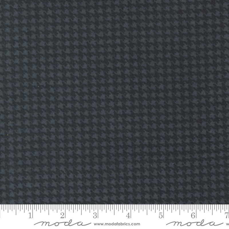 Farmhouse Flan III Black Top Ro 49276 16F Sm Houndstooth