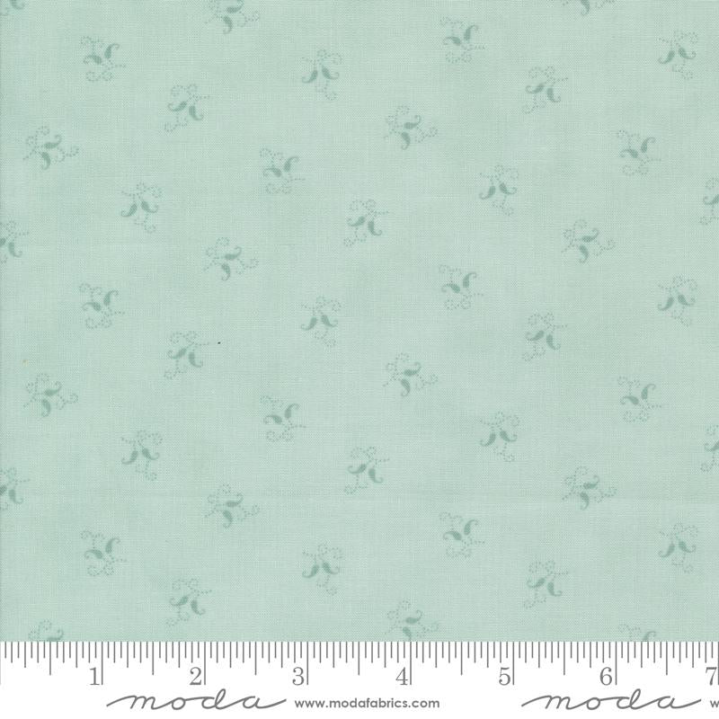 Sandalwood Eucalyptus Tiny Print 44388 13