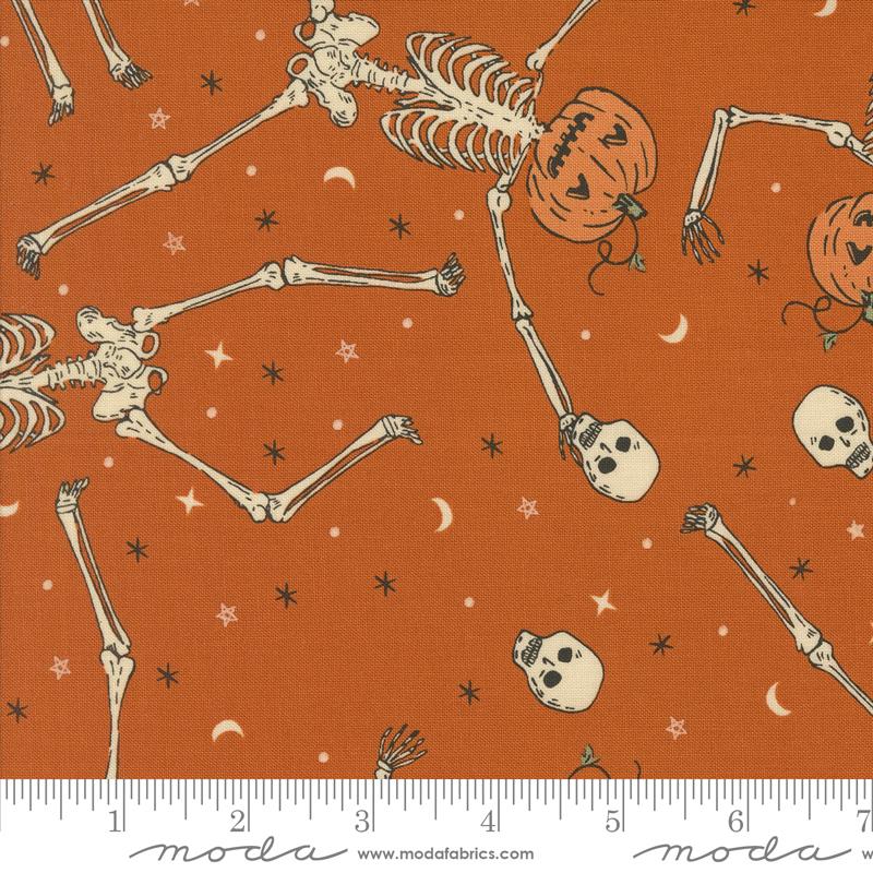Home Sweet Haunt Rust Skeletons 20913 13