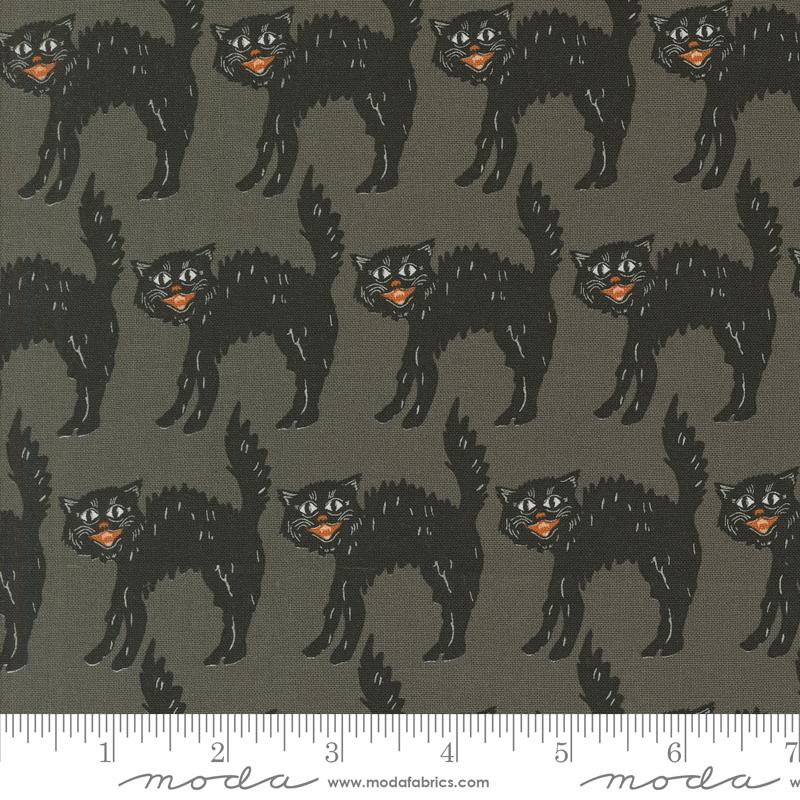 Home Sweet Haunt Stone Cats 20915 12