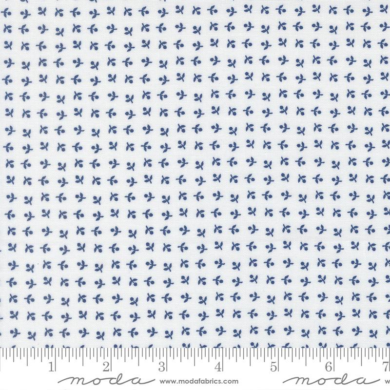 Blueprint White Navy Somerset Blender 55336 26