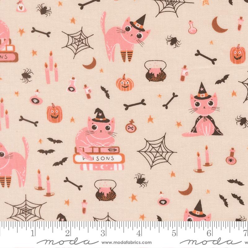 Purrs and Boos Moonbeam 39060 11 Moda #1