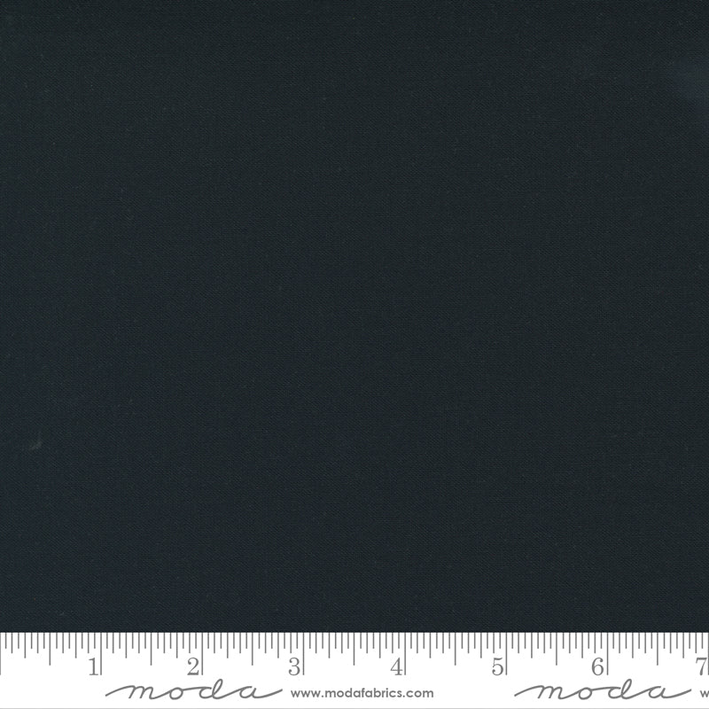 108 Bella Quilt Back Black