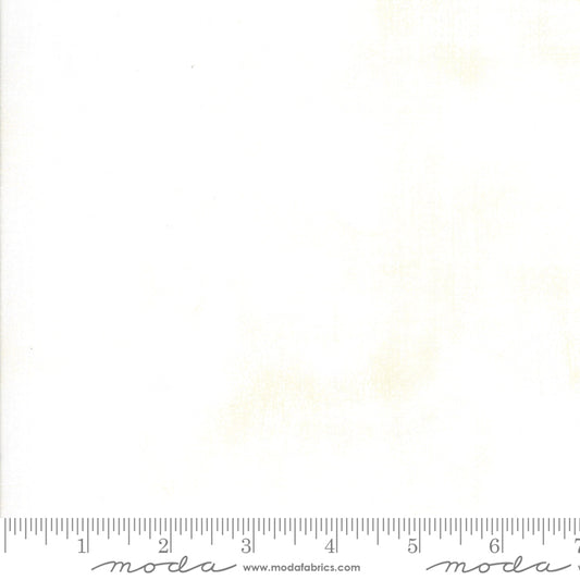 Grunge Basics Composition White