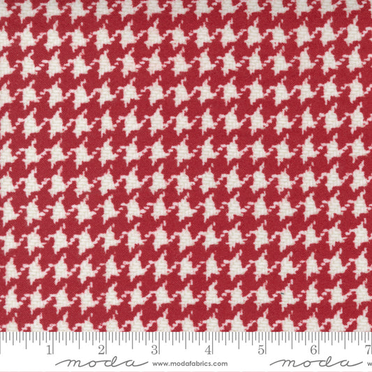 Yuletide Gatherings Santas Coat Houndstooth (Flannel)