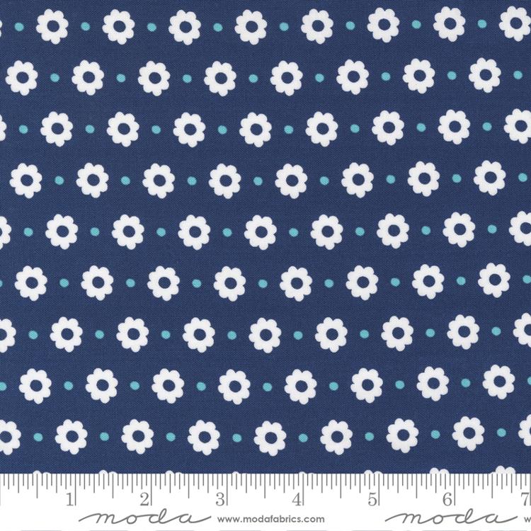 Simply Delightful Nautical Blue Flower 37640 29 Moda #1