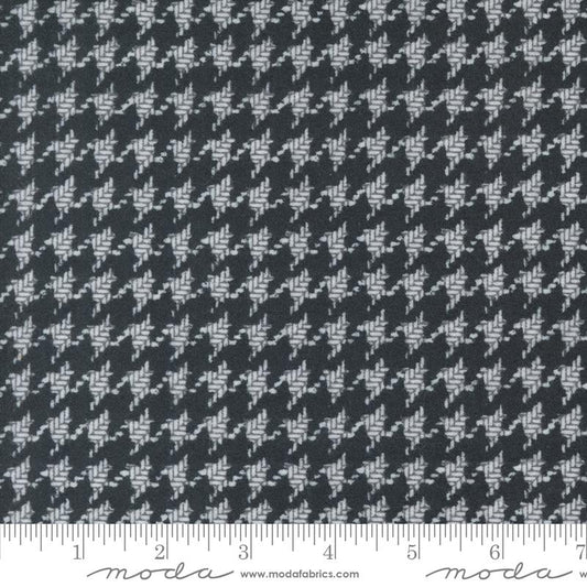 Farmhouse Flan III Black Top Ro 49270 16F Lg Houndstooth