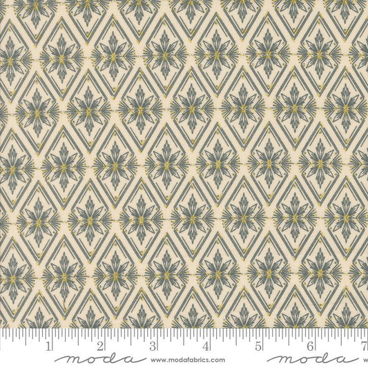 Old World Yuletide Diamond Eggshell 45626 11M