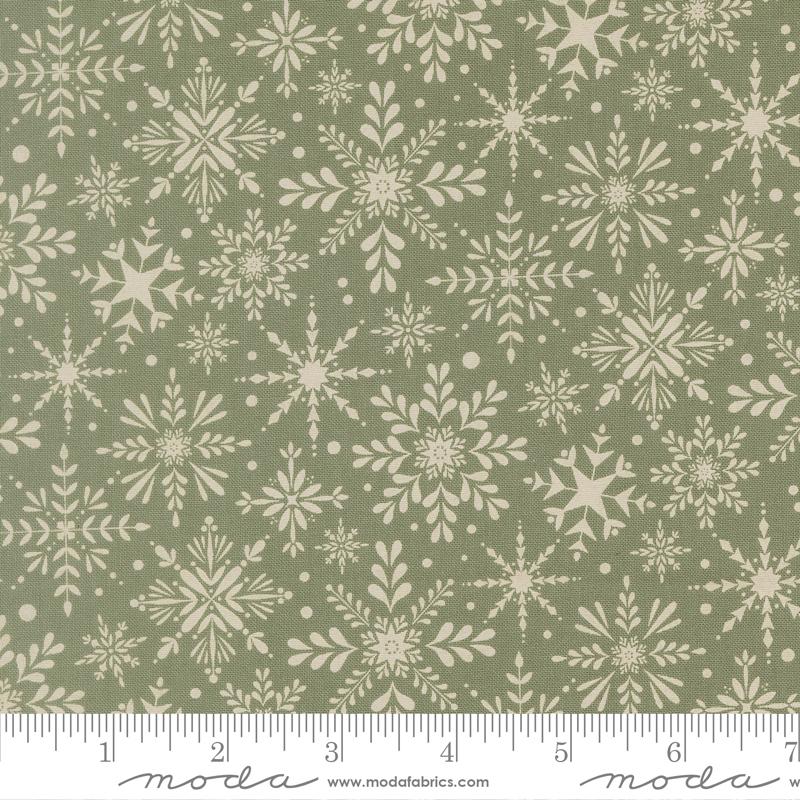 Gingerbread Lane Snowflakes Mistletoe 26153 13