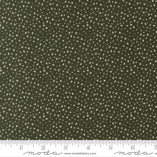 Gingerbread Lane Flurry Dots Pine 26158 15