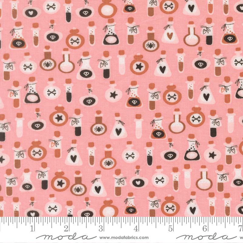 Purrs and Boos Candy 39065 13 Moda #1