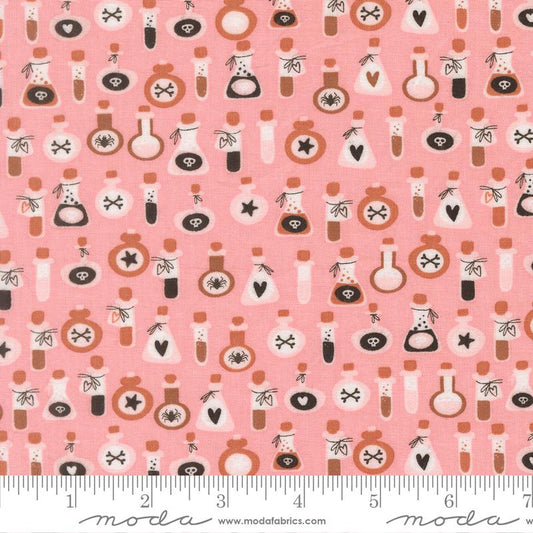 Purrs and Boos Candy 39065 13 Moda #1