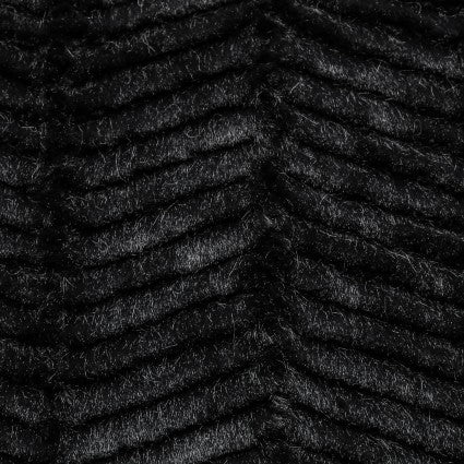 Luxe Cuddle Ziggy Black 60"