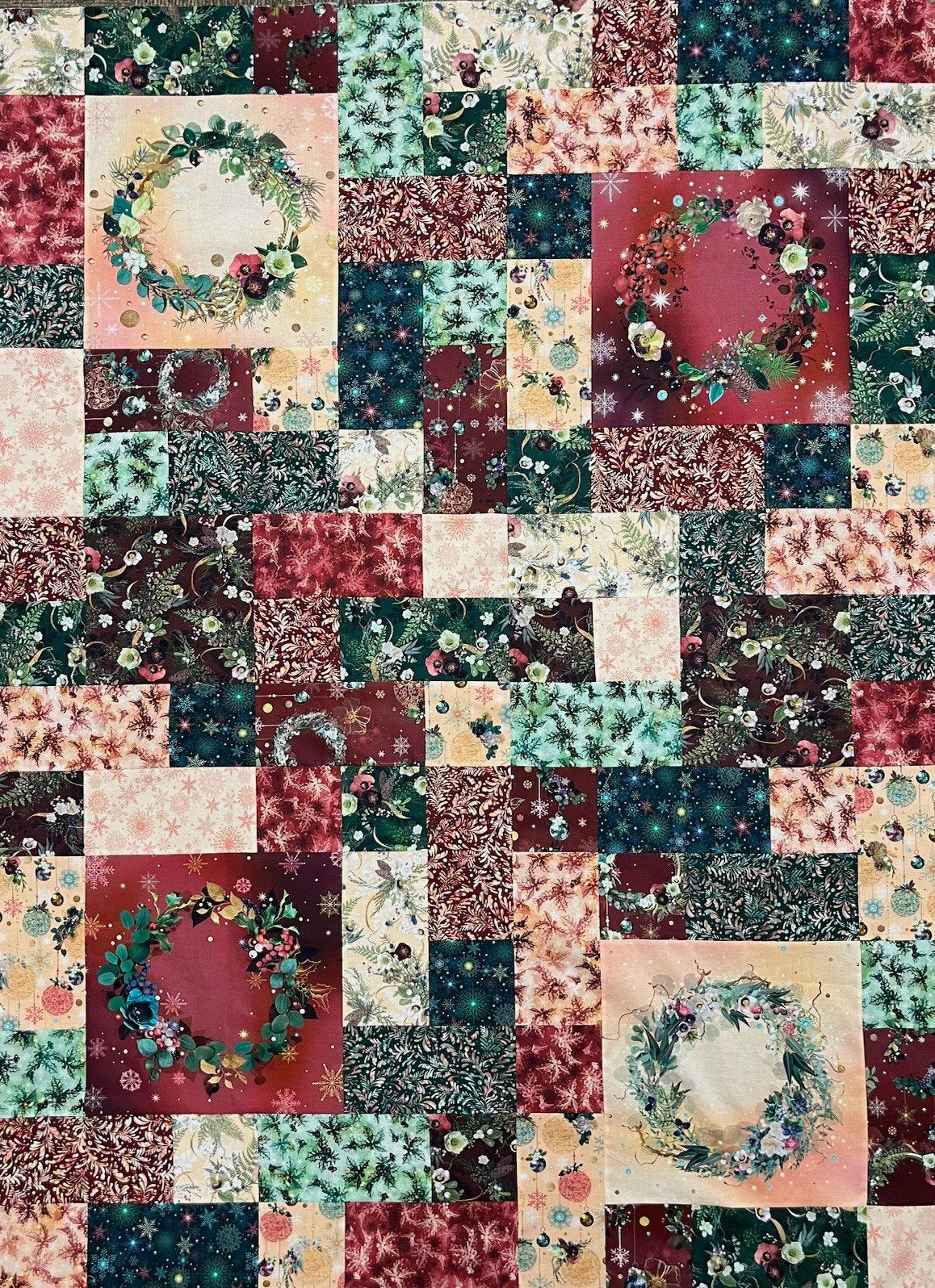 Merriment Kit 49-1/2" x 67-1/2" Red